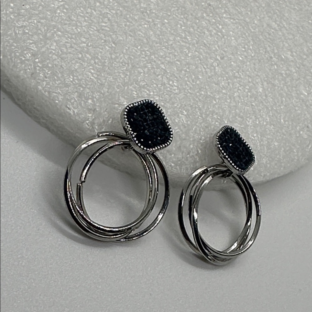 STUNNING Navy Blue Crystal Silver Dangle Hoop Earrings | Statement Jewelry | NWT - Picture 15 of 16